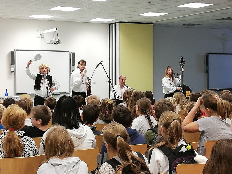 Cimbálová muzika Réva